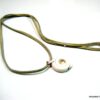 N4350n_collier_cordon_daim_et_coquillage_escargot_blanc-1