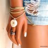 N4351_Bracelet_wrap_lacet_daim_coquillage_-_Bijoux_Bracelets_en_ligne_Ninanina