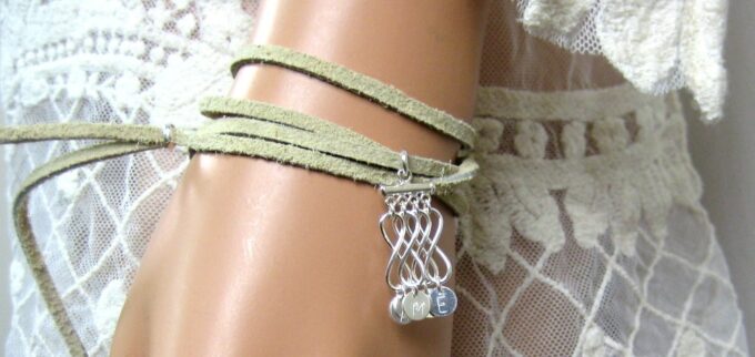 N4358j_bracelet_wrap_cordon_daim_infini_argent_massif_lettre_personnalisee