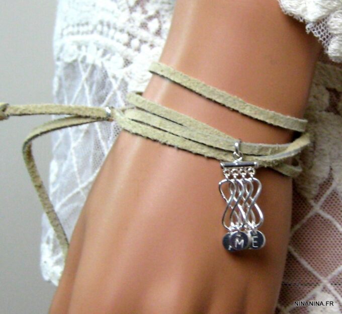 N4358r_bracelet_wrap_cordon_daim_infini_argent_massif_lettre_personnalisee