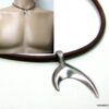 N4408_collier_cordon_cuir_queue_baleine_acier
