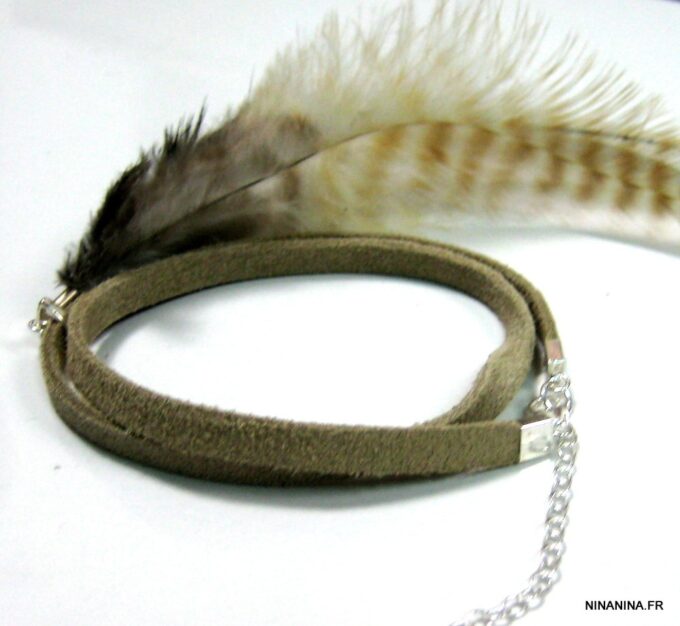 N4460f_bracelet_cordon_daim_et_longues_plumes-1