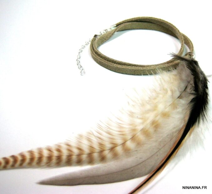 N4460g_bracelet_cordon_daim_et_longues_plumes-1