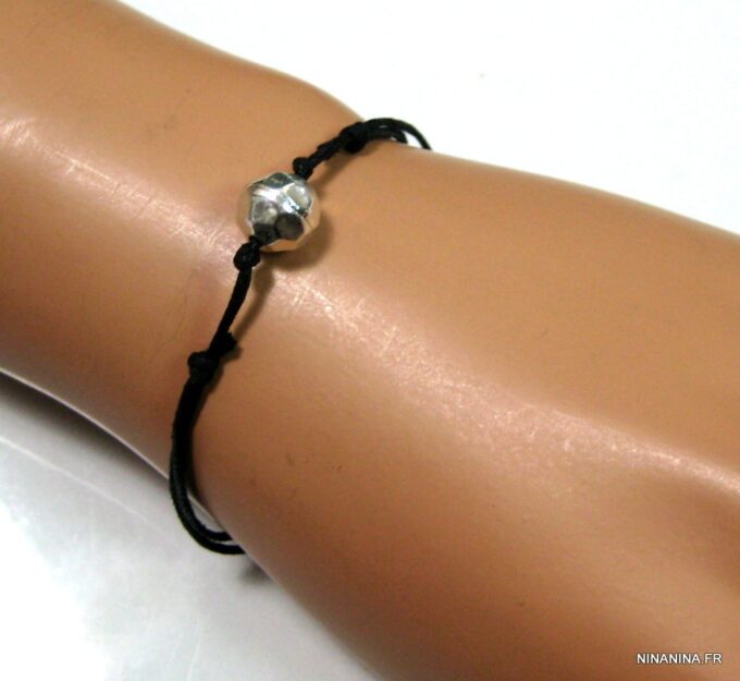 N4467b_bracelet_cordon_perle_argent_massif_martele