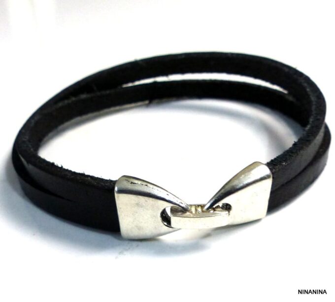 N4473d_Bracelet_homme_cuir_personnalise_coordonnees_position_GPS_fermoir_metal_argent-1