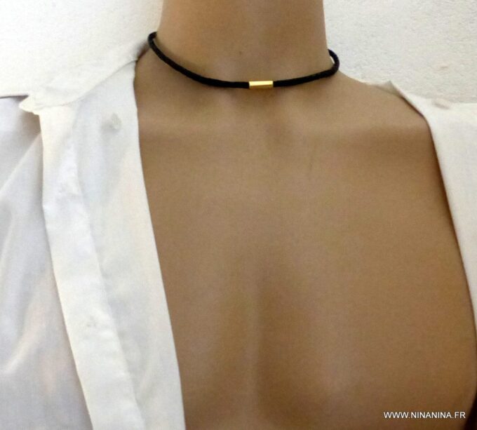 N4503a_Collier_homme_cuir_fermoir_Acier_inoxydable_dore_-_Bijoux_Colliers_en_ligne_Ninanina