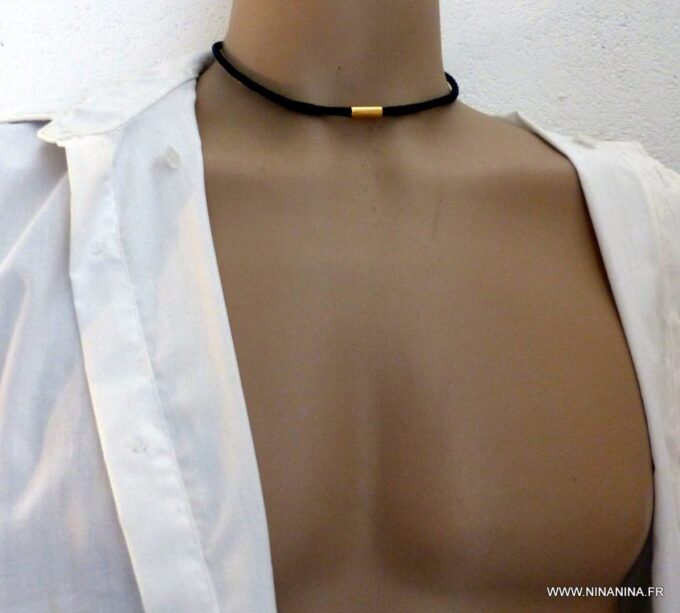 N4503f_Collier_homme_cuir_fermoir_Acier_inoxydable_dore_-_Bijoux_Colliers_en_ligne_Ninanina