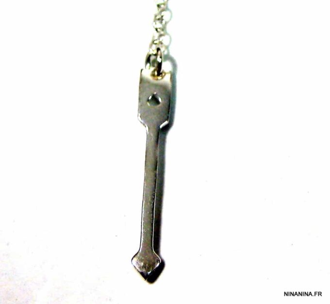 N4512j_collier_Y_fleche_argent_massif