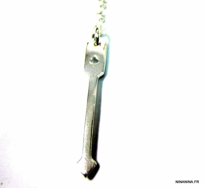N4512q_collier_Y_fleche_argent_massif
