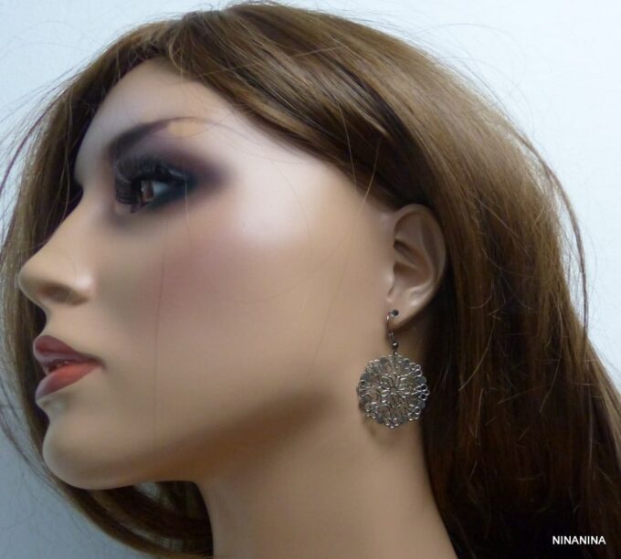 N456d_boucles_doreilles_femme_pendentif_rond_dentelle_metal_noir