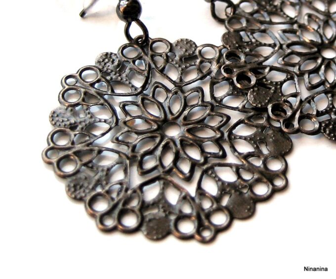 N456tera_boucles_dentelle_noire