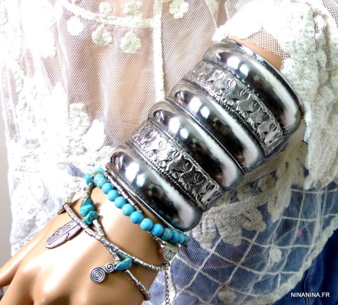 N4583bisc_Bracelet_manchette_large_metal_argente