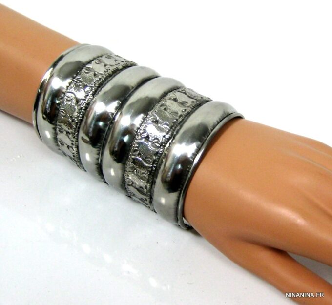 N4583e_bracelet_manchette_large_metal_argente