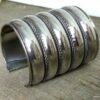 N4586bis_Bracelet_manchette_large_artisanal_tribal_metal_argente