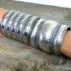 N4586bisk_Bracelet_manchette_large_artisanal_tribal_metal_argente