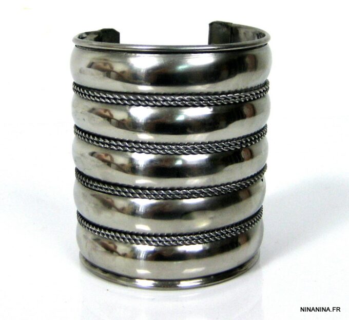 N4586n_bracelet_manchette_metal_argente_cisele