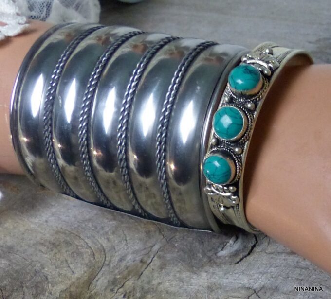 N4586ter_Bracelet_femme_manchette_large_metal_argente