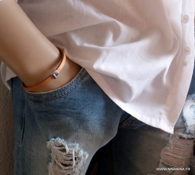 N4598L_Bracelet_cuir_personnalise_lettres_prenom_-Bijoux_Bracelets_en_ligne_NINANINA