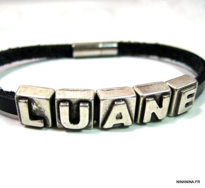 N4598a_bracelet_cuir_personnalise_prenom_metal_argent