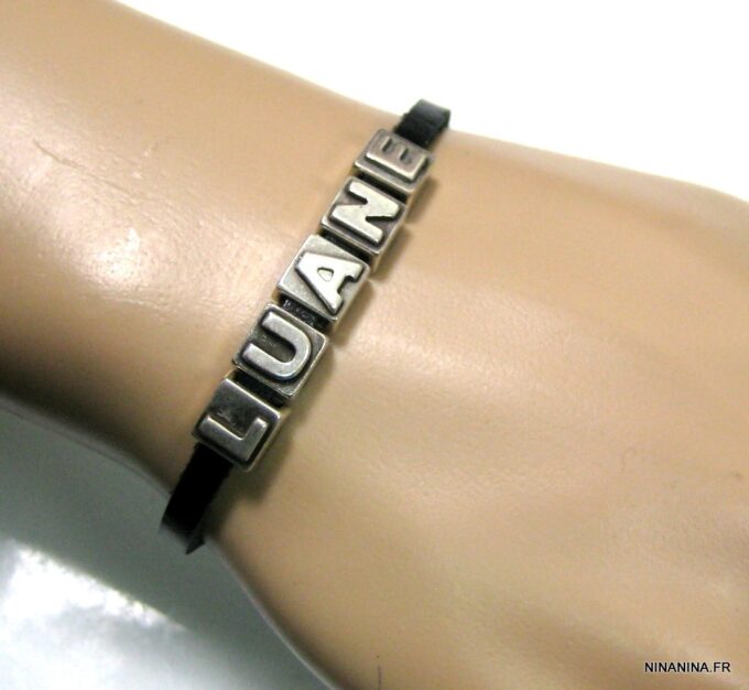 N4598b_bracelet_cuir_personnalise_prenom_metal_argent