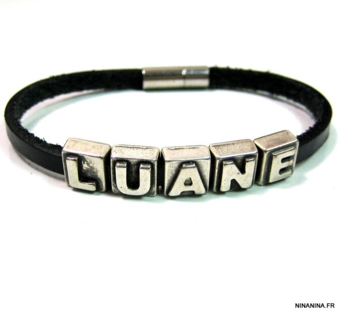 N4598d_bracelet_cuir_personnalise_prenom_metal_argent