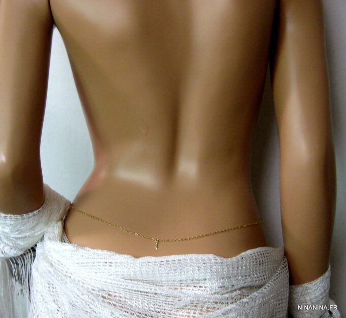 N4600f_chaine_de_taille_plaque_or