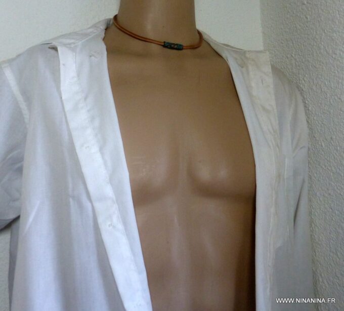N4630g_Collier_homme_cordon_cuir_perle_tube_patine_turquoise_NINANINA