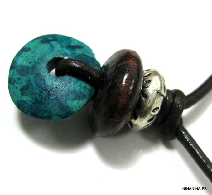 N4632c_collier_ethnique_cuir_disque_turquoise