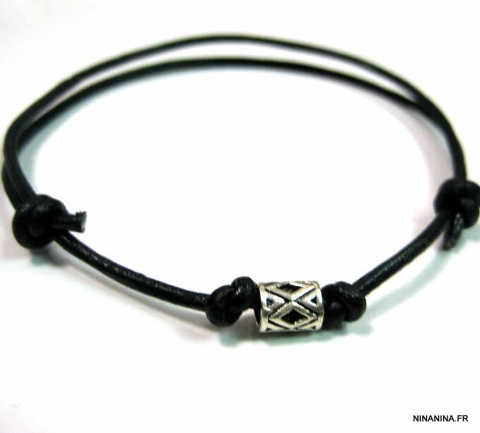 N4655a_bracelet_de_cheville_homme_cordon_cuir_tube_argent_massif