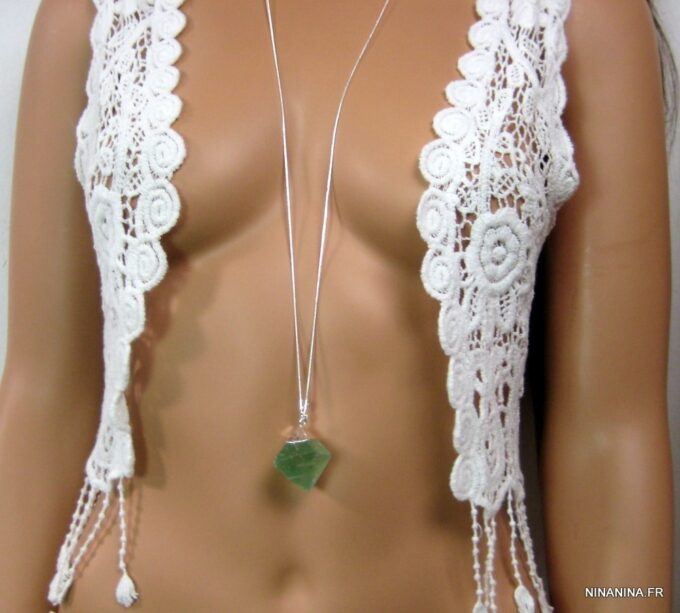 N4666c_collier_long_fluorite_verte_plaque_argent