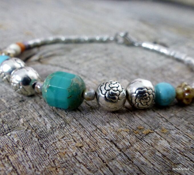 N4703ter_Bracelet_boheme_perles_picasso_et_turquoises-1