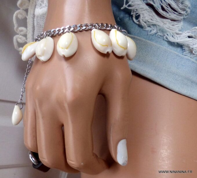 N4728b_-_Bracelet_coquillage_cauri_femme_et_acier_inoxydable_-_Bijoux_Bracelets_en_ligne_Ninanina