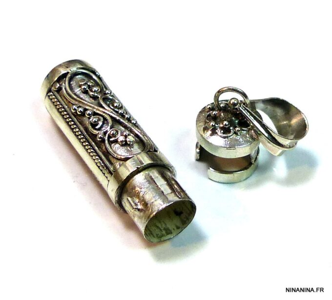 N4730g_pendentif_urne_funeraire_argent_massif-1