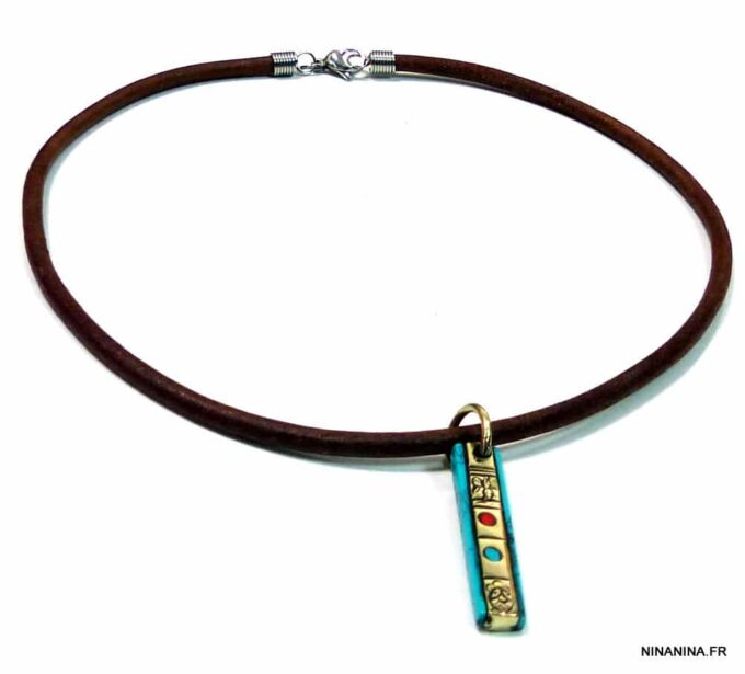 N4741a_collier_cordon_cuir_amulette_rectangle_turquoise