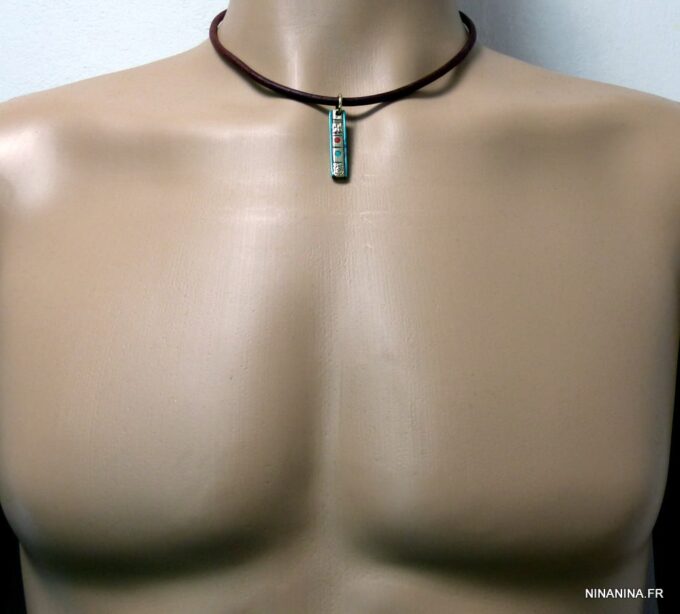 N4741l_collier_cordon_cuir_amulette_rectangle_turquoise