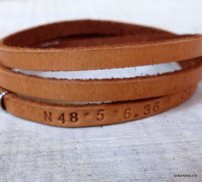 N4827b_Bracelet_cuir_3_tours_Acier_personnalise_position_GPS_-_Bijoux_Bracelets_en_ligne_Ninanina