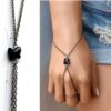 N4828_Bracelet_bague_chaine_de_main_metal_noir_papillon_cristal_de_swarovski_-_Bijoux_Chaines_en_ligne_Ninanina