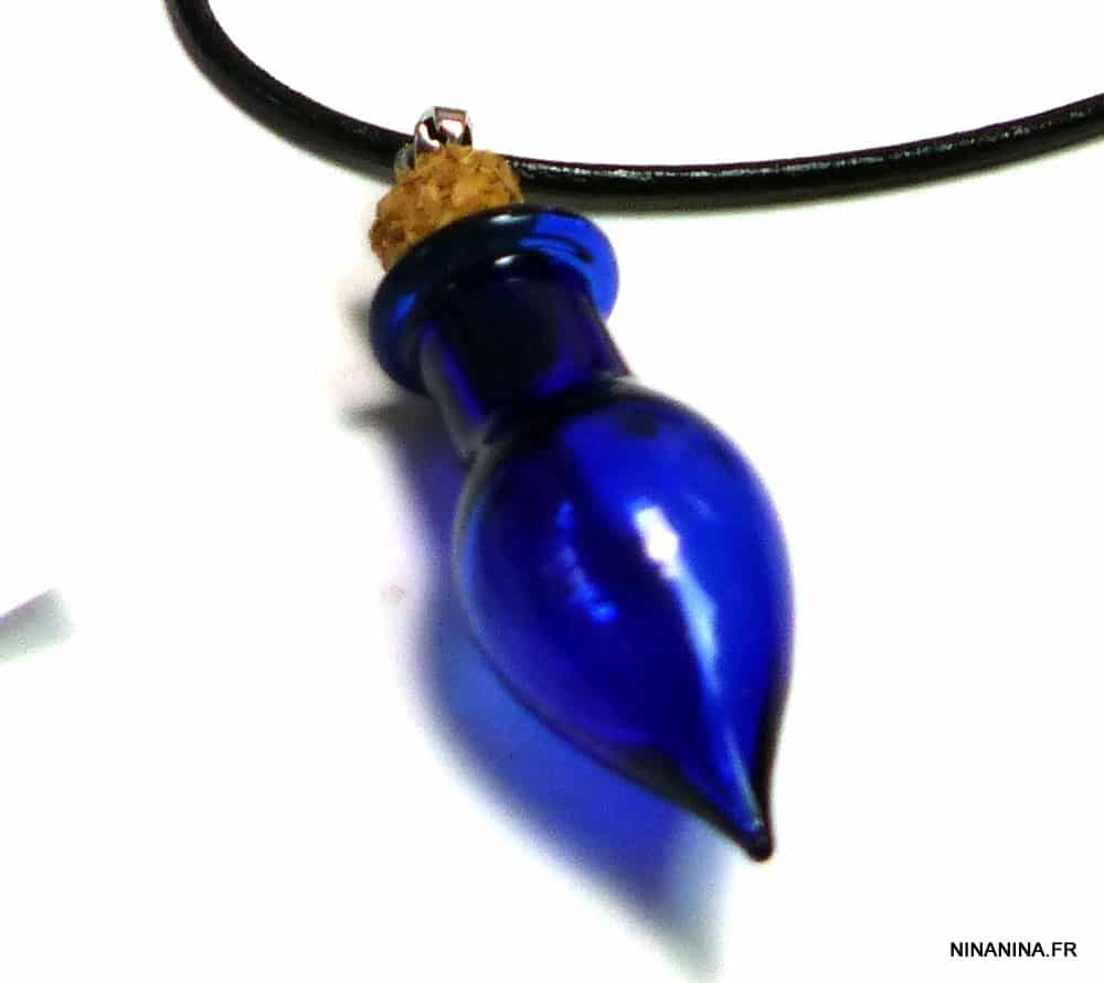 Collier cordon cuir message fiole de verre bleue – Image 6