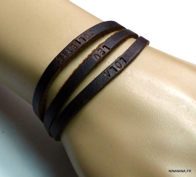 N4851g_bracelet_cuir_personnalise_prenoms
