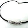N962B_Collier_homme_femme_mixte_tube_metal_argente_cordon_cuir_NINANINA