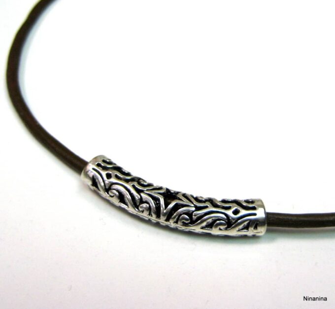 N962ter_collier_cordon_cuir_demi_lune_metal_argent