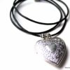 N056TERa collier porte-photo coeur métal argenté