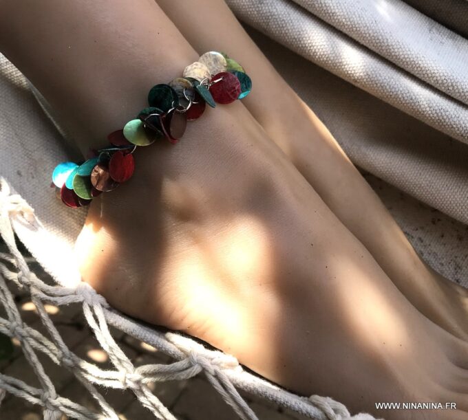 N1430b Bracelet de cheville femme nacre multicolore - Bijoux Bracelets en ligne Ninanina