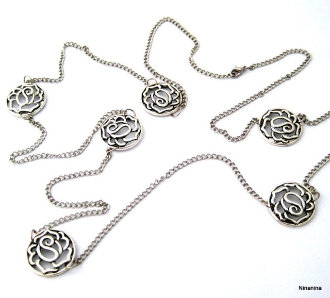 N1503_Sautoir_arabesques_metal_argent