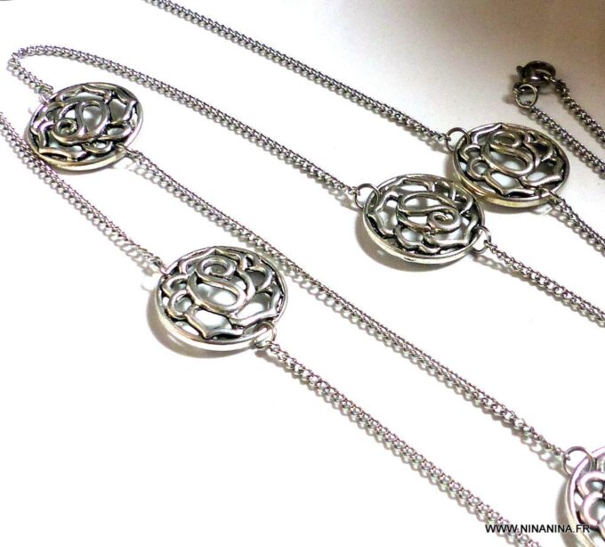 N1503a_Collier_femme_long_sautoir_rosaces_metal_argente_acier_-_Bijoux_en_ligne_Ninanina
