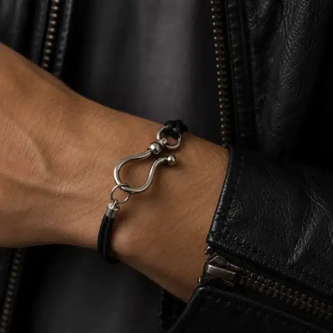 N1512 Bracelet homme cordon cuir artisanal fermoir crochet argenté - Bijoux bracelets hommes en ligne Ninanina