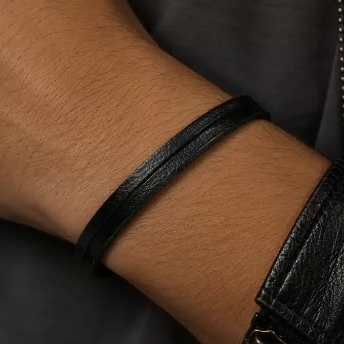 N1600a Bracelet homme cuir fermoir rond argenté original - Bijoux bracelets hommes en ligne Ninanina