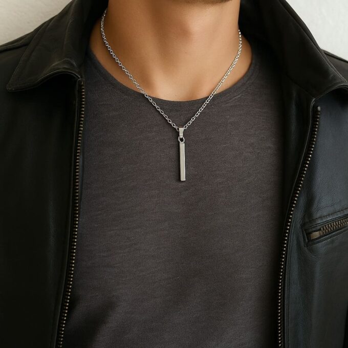 N1730 Collier homme artisanal pendentif barre et chaine maille rectangulaire plaqué argent - Bijoux colliers en ligne Ninanina