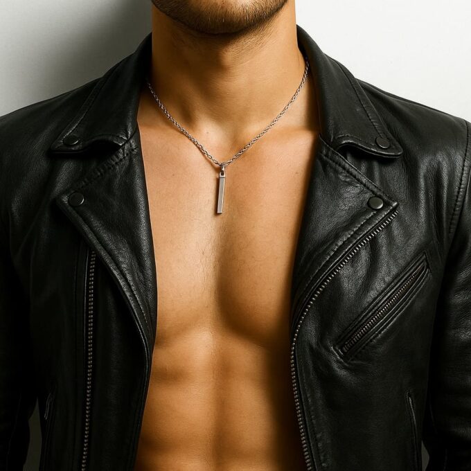 N1730b Collier homme artisanal pendentif barre et chaine maille rectangulaire plaqué argent - Bijoux colliers en ligne Ninanina