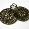 N1735a Boucles D'Oreilles Bronze Femme Artisanales - Grand Pendentif Rond Ajouré - Bijoux Boucles d'oreilles femmes en ligne Ninanina